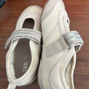 Zara sport ballet flat